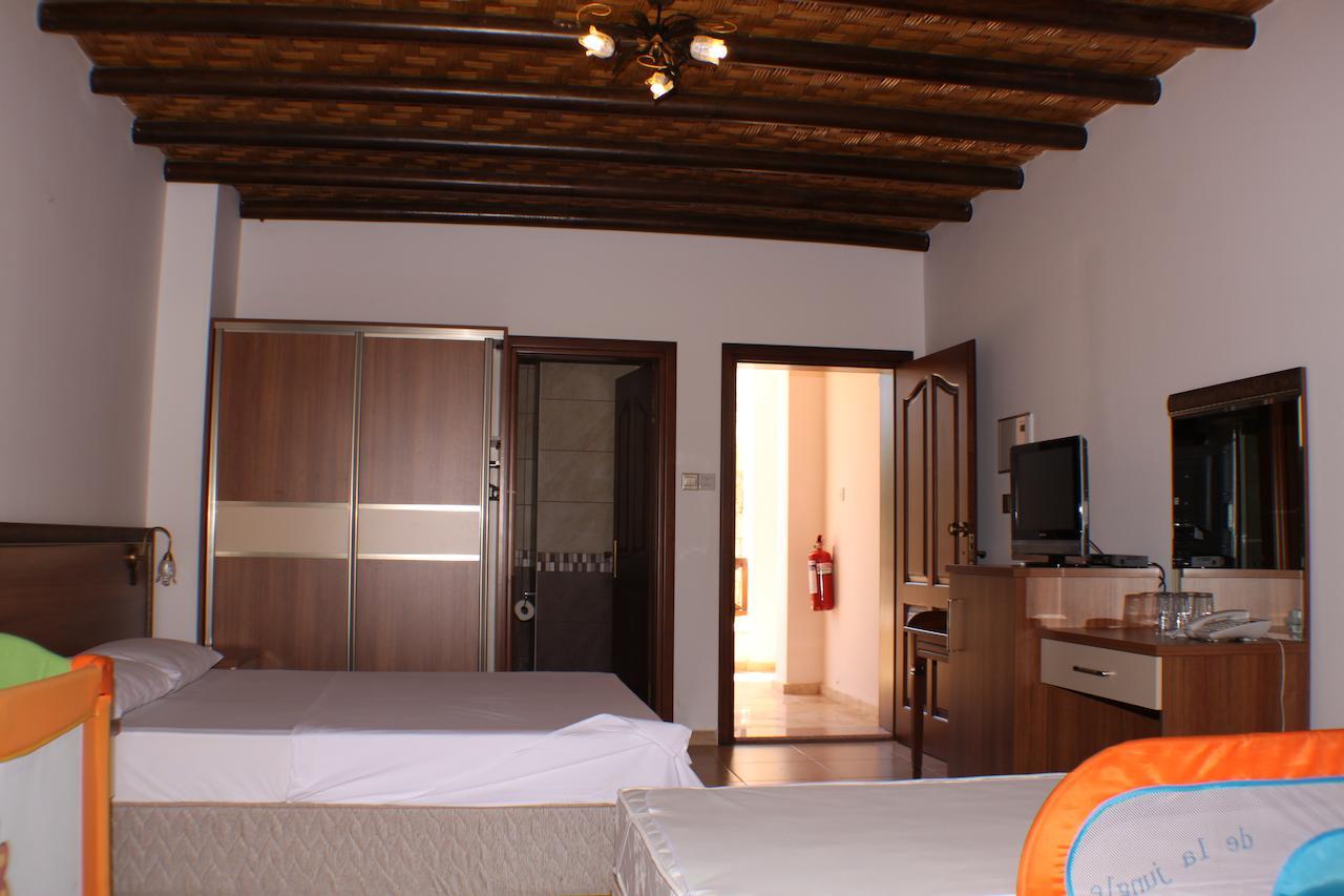 Vouni King Hotel Limnitis Zimmer foto